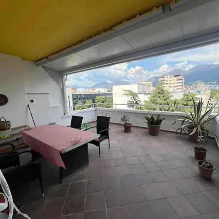 Elin's View Stylish With Panoramic Terrace Apartment Tirana